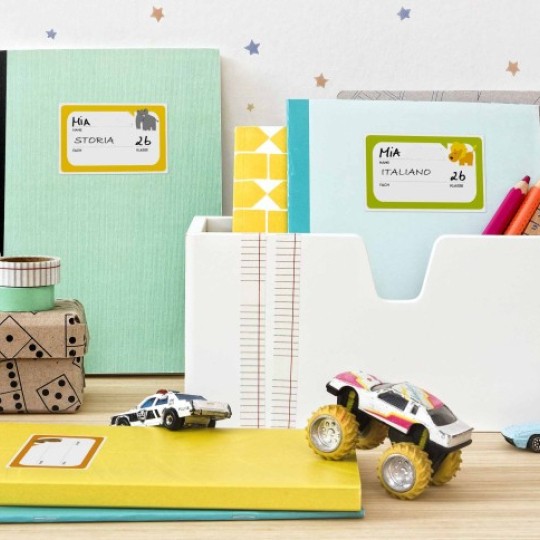 Etiquetas adhesivas para la escuela