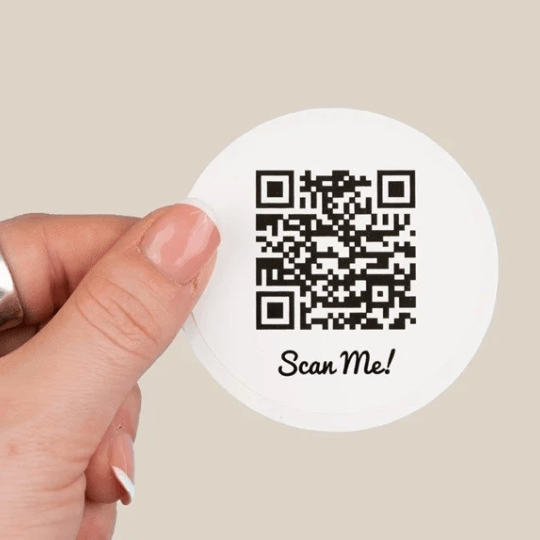 Pegatina redonda con código QR