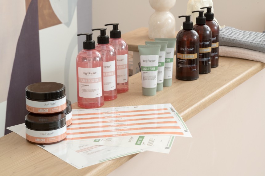 Etiquetas en hojas para cosméticos