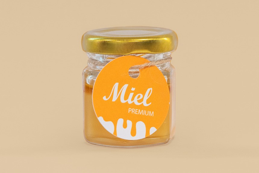 Tarro de miel con etiqueta redonda colgante personalizada