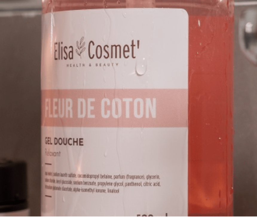 Gel de ducha con etiqueta blanca resistente al agua
