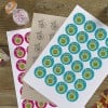 Tres hojas de etiquetas personalizadas con texto e imágenes